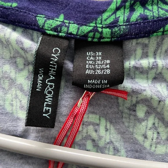 CYNTHIA ROWLEY NAVY BLUE AND GREEN PINEAPPLE PRINT SHORT SLEEVE RAYON BLEND TOP - Picture 8 of 9